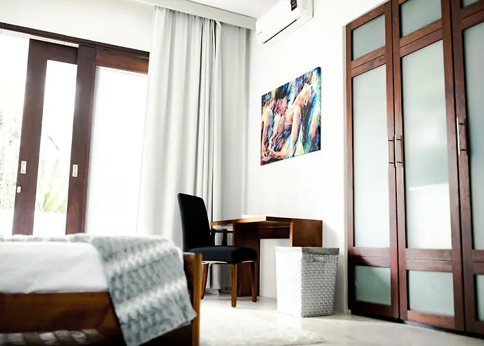 Appart hôtel Mak Nuk Village - Clothing Optional
