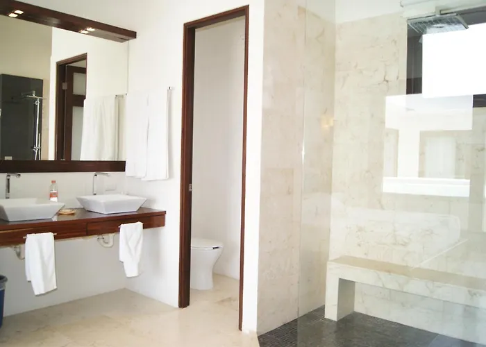 Appart hôtel Mak Nuk Village - Clothing Optional 3*