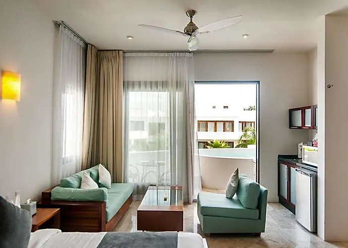 Appart hôtel Mak Nuk Village - Clothing Optional 3*